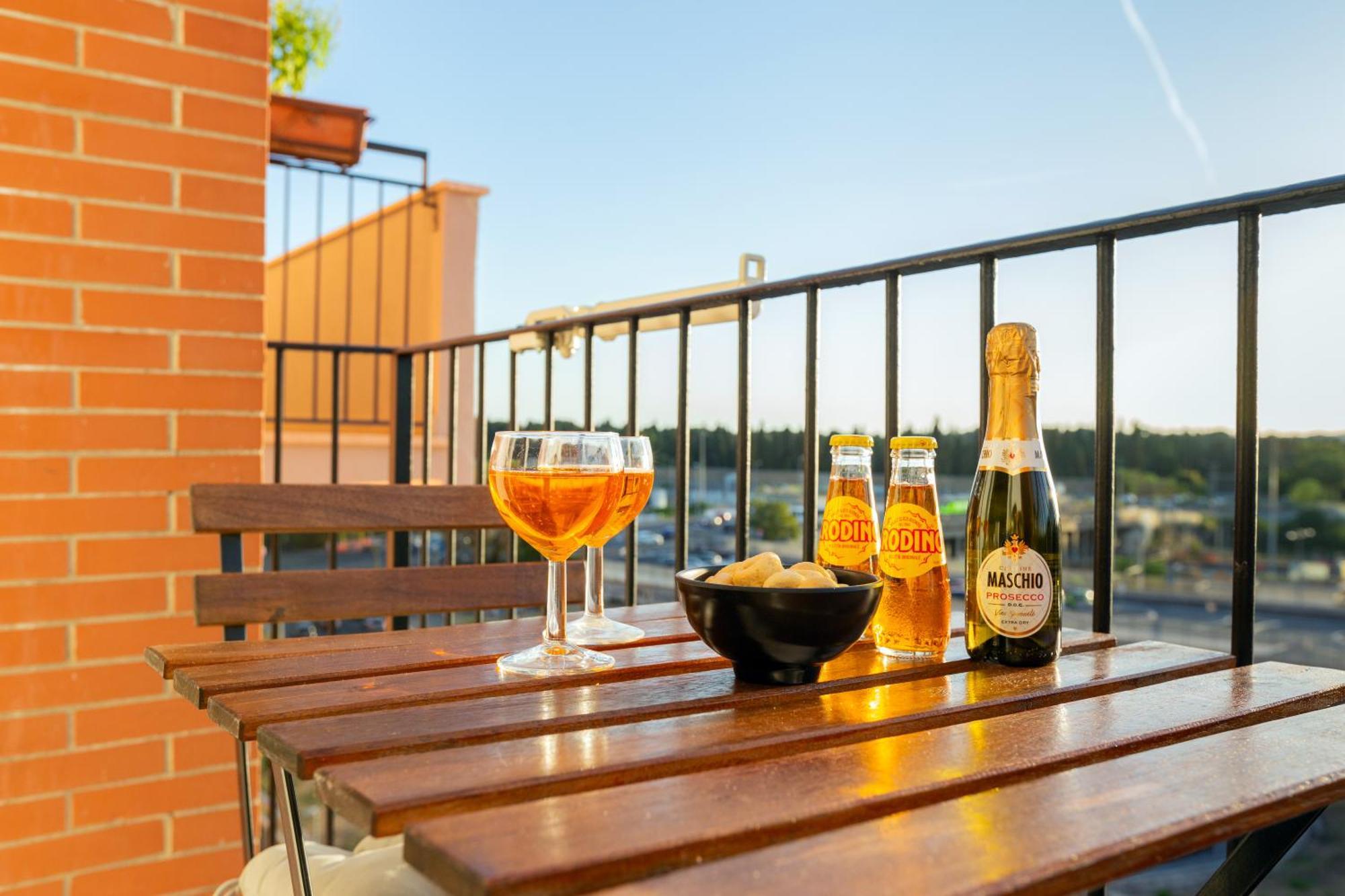 Stylish & Cozy - 5 Star Location- Balcony - City View Rome Exterior photo